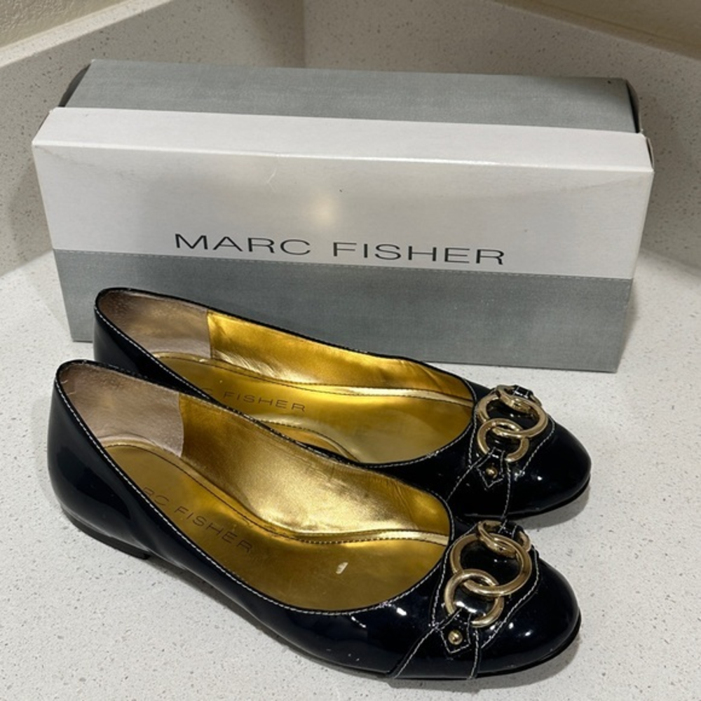 Marc‎ fisher dark blue flats